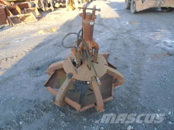  CHWYTAK DO ZŁOMU Backhoes