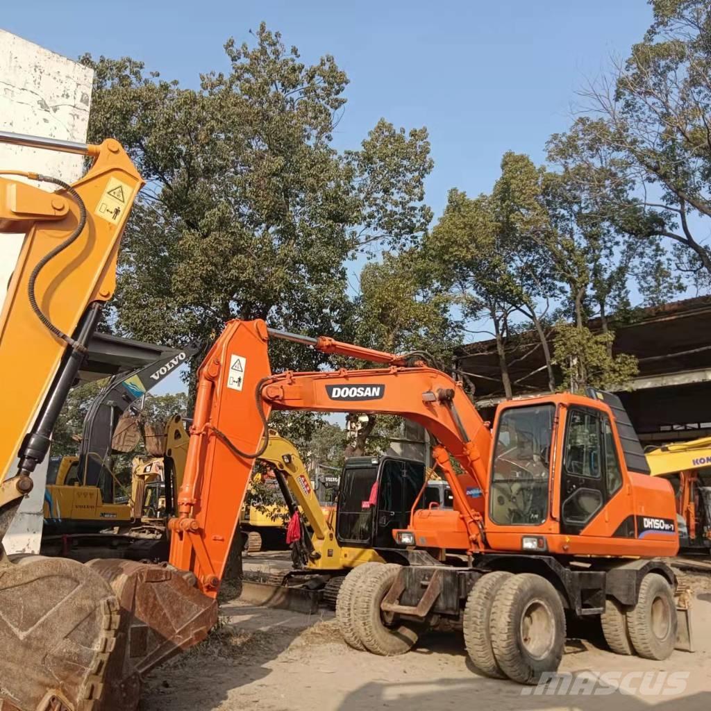 Doosan DH150W-7 Wheeled excavators