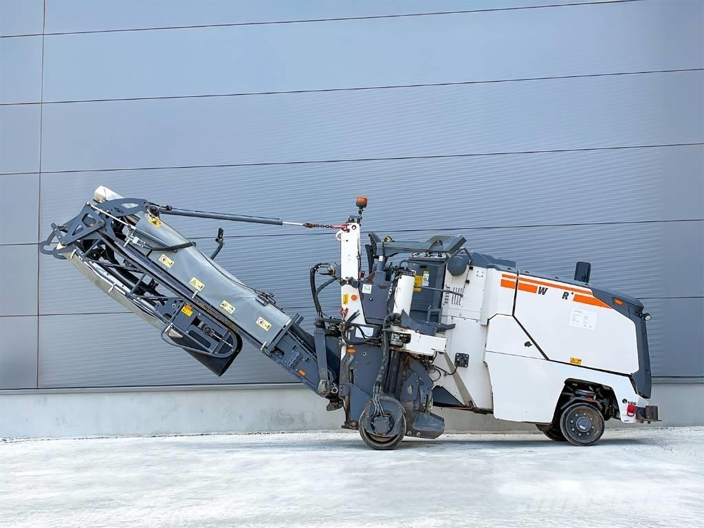 Wirtgen W 50 RI Asphalt cold milling machines