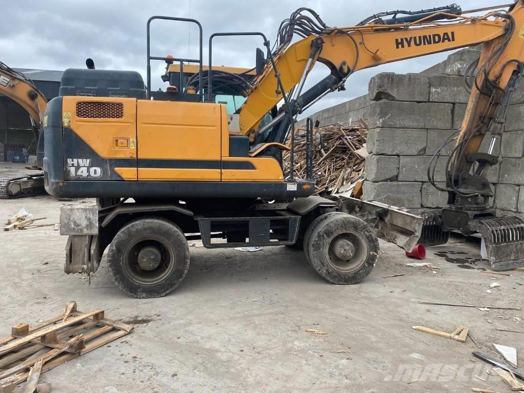 Hyundai HW 140 Wheeled excavators