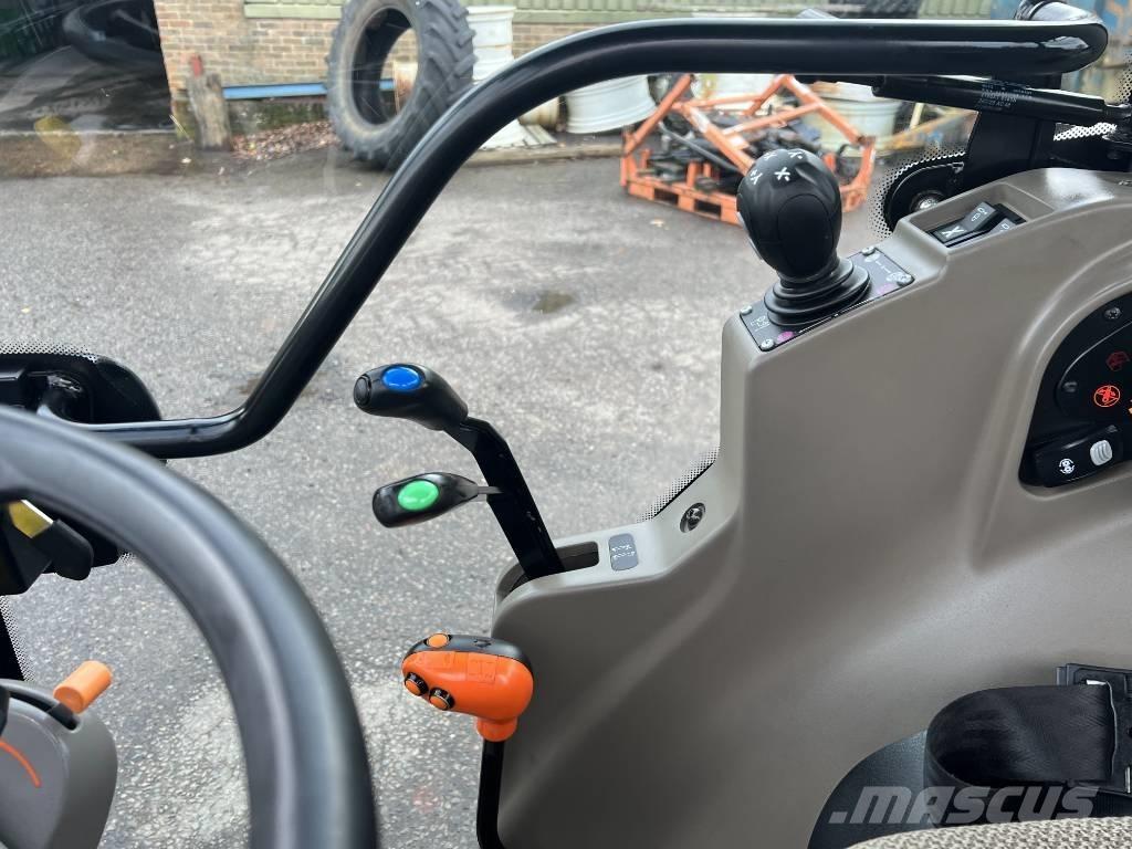 Case IH Quantum 110N Tractors