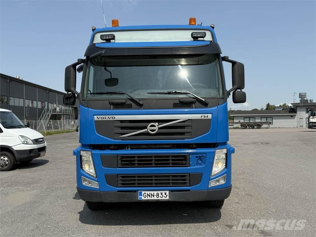 Volvo FM 500 8x4 Cable lift demountable trucks