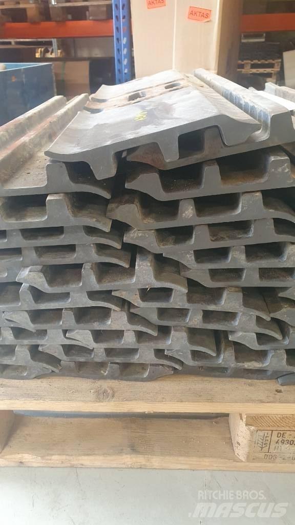 Volvo Skoplader Tracks, chains and undercarriage