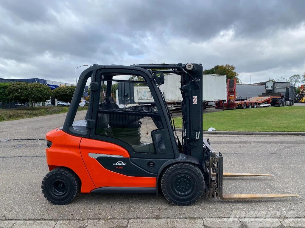 Linde H30D-01 Diesel trucks