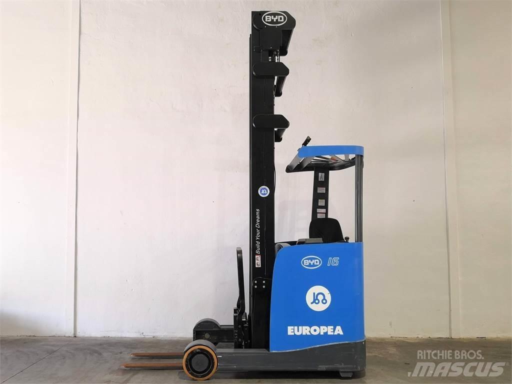  RTR16 Reach trucks