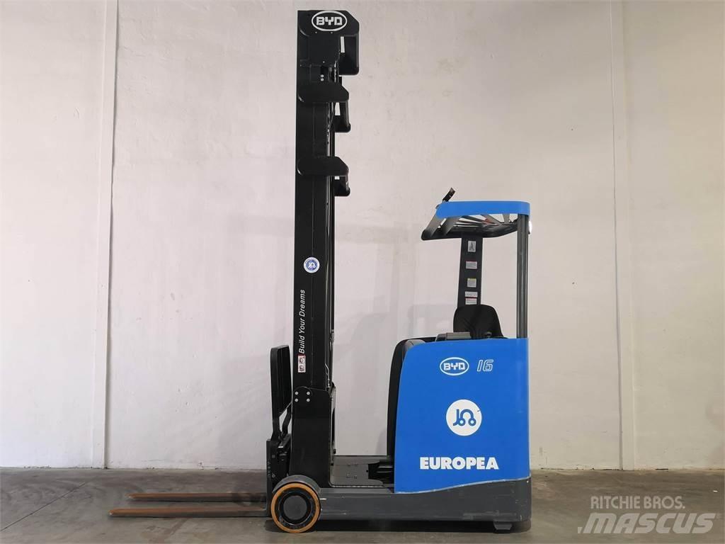  RTR16 Reach trucks