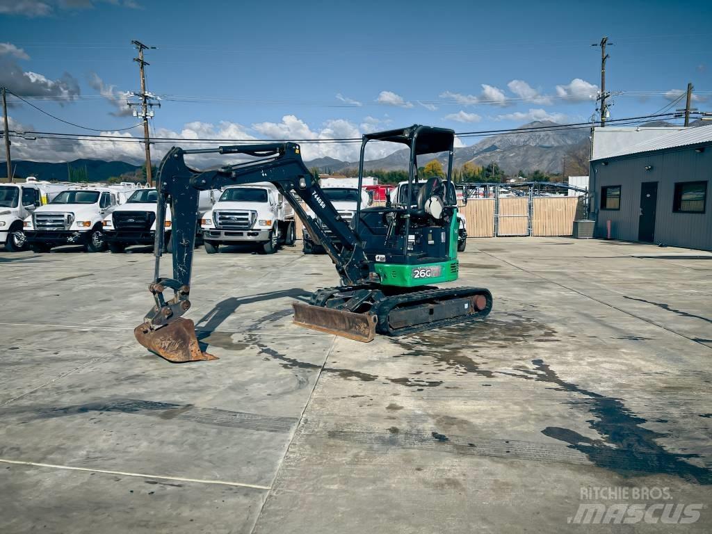 John Deere 26 G Skid steer loaders