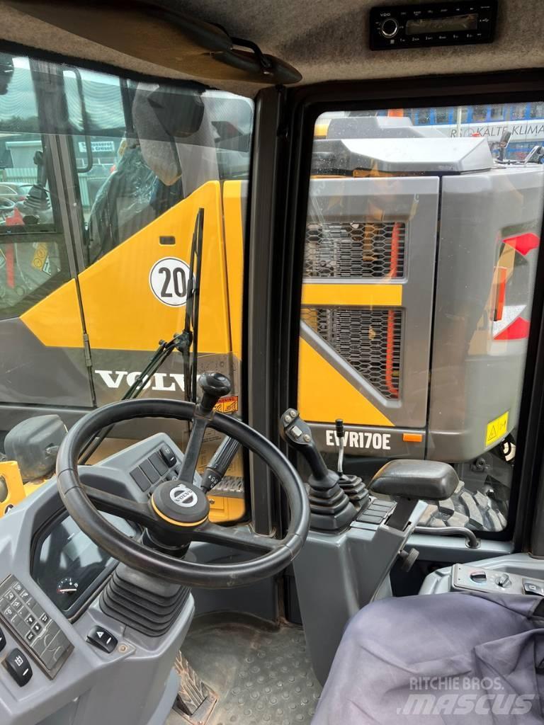 Volvo L 30 G Wheel loaders