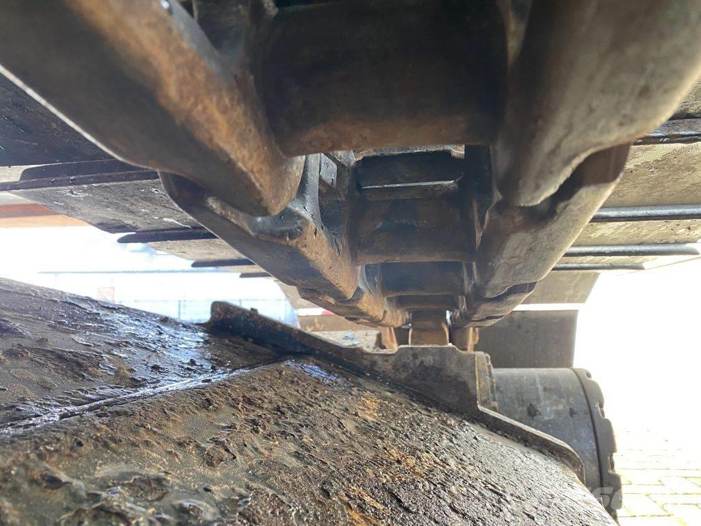 Hitachi ZX 180 LC-3 Crawler excavators