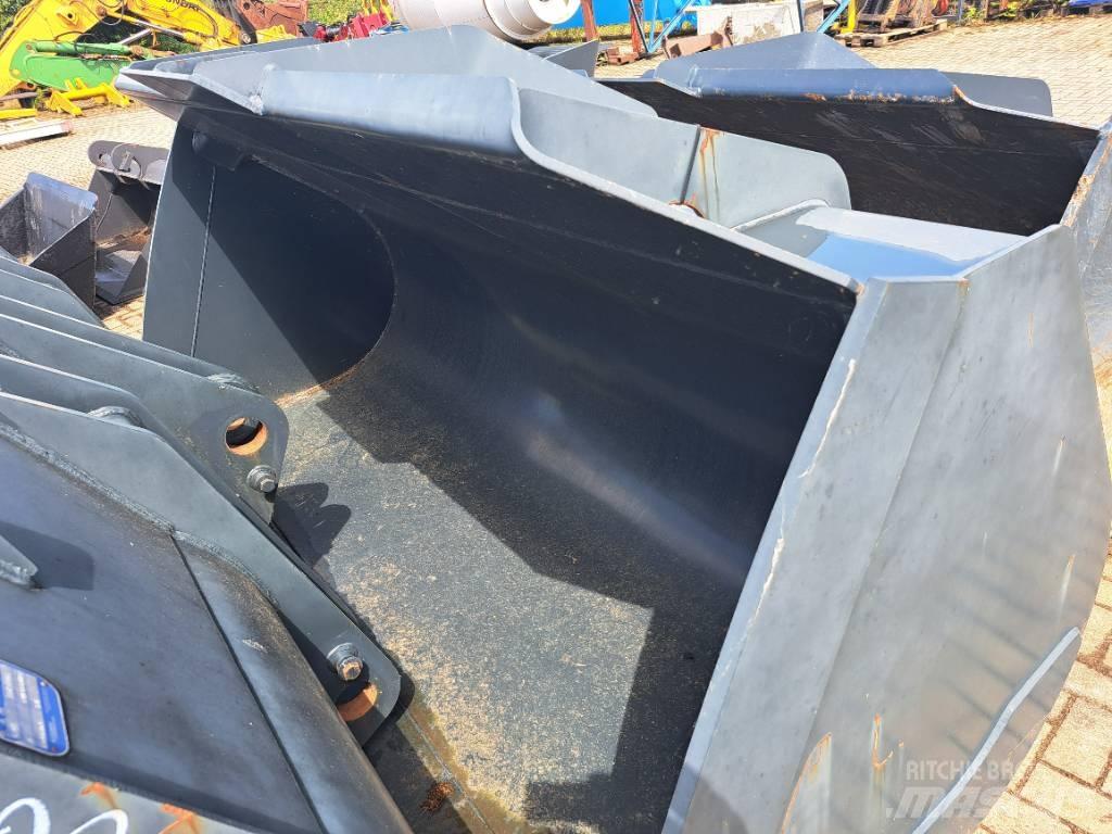 Hyundai HL980 Buckets
