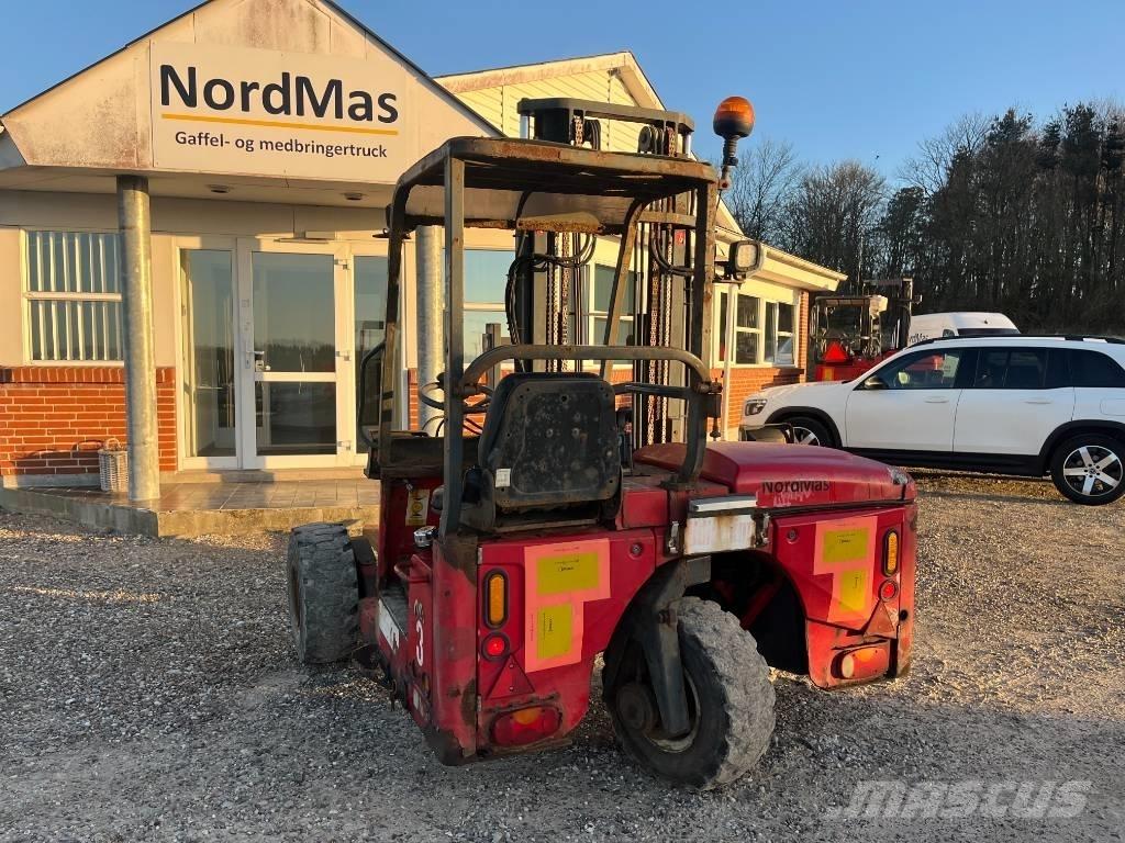 Moffett M4 25.3 Diesel trucks