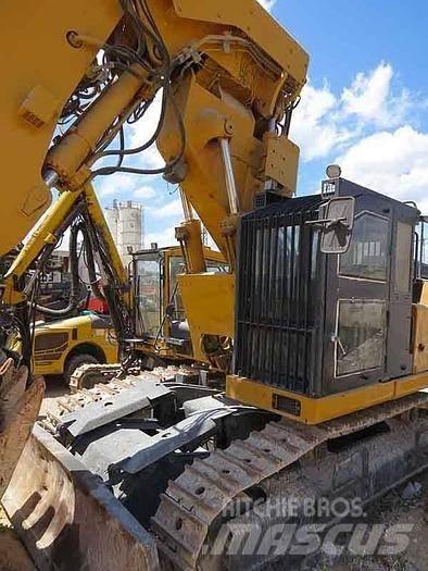 Liebherr 944C Special excavators