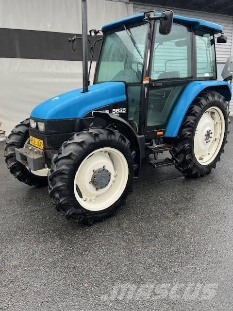 New Holland 5635 Tractors