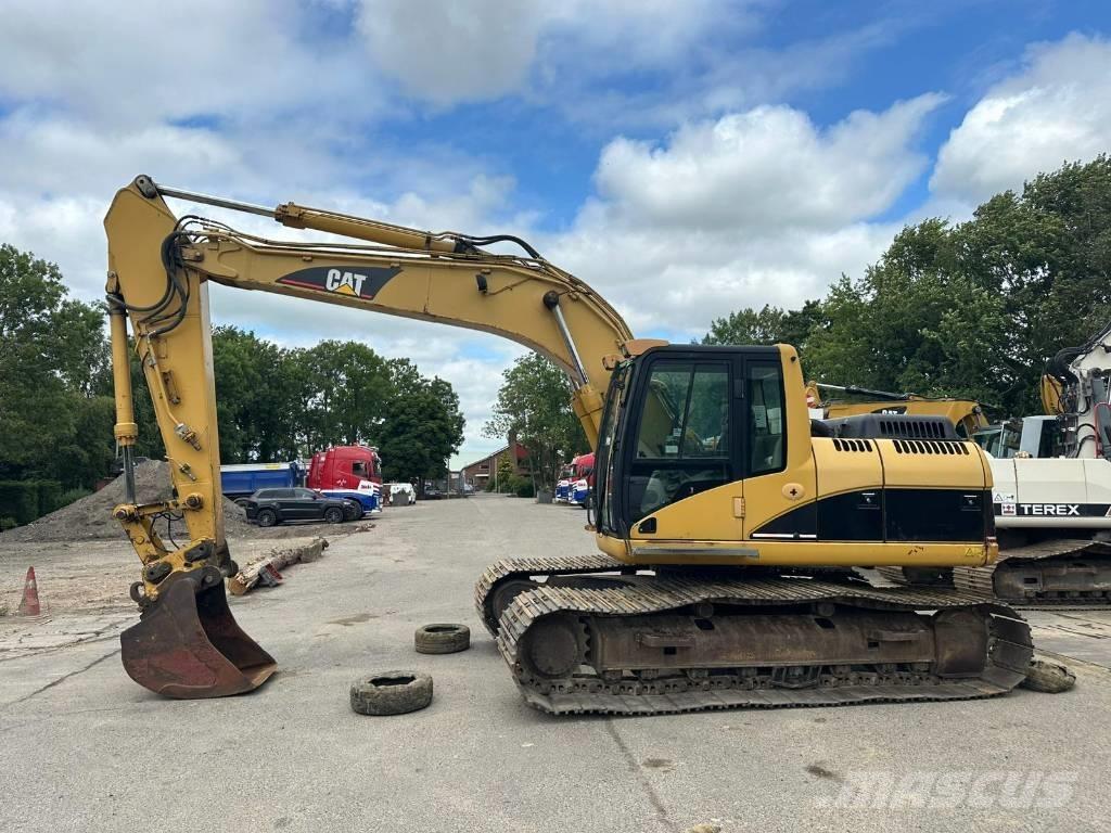 CAT 318 C L Crawler excavators