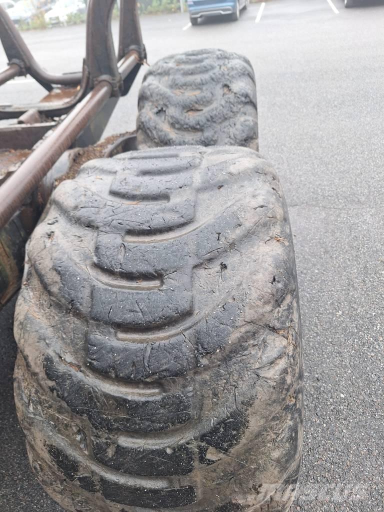 John Deere 1010 D Forwarders