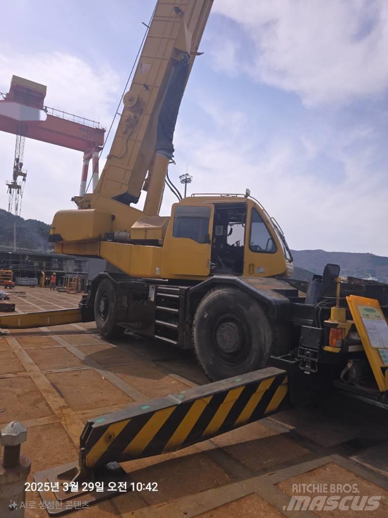 Kobelco RK 450 Rough terrain cranes