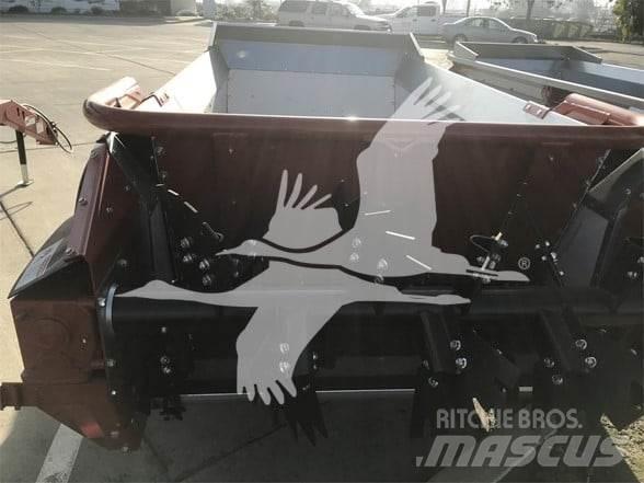 H&S 3123 Manure spreaders
