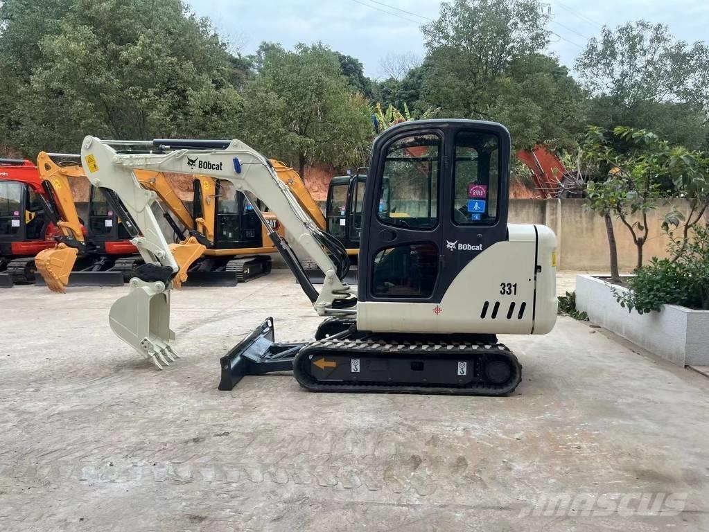 Bobcat 331 Mini excavators < 7t (Mini diggers)