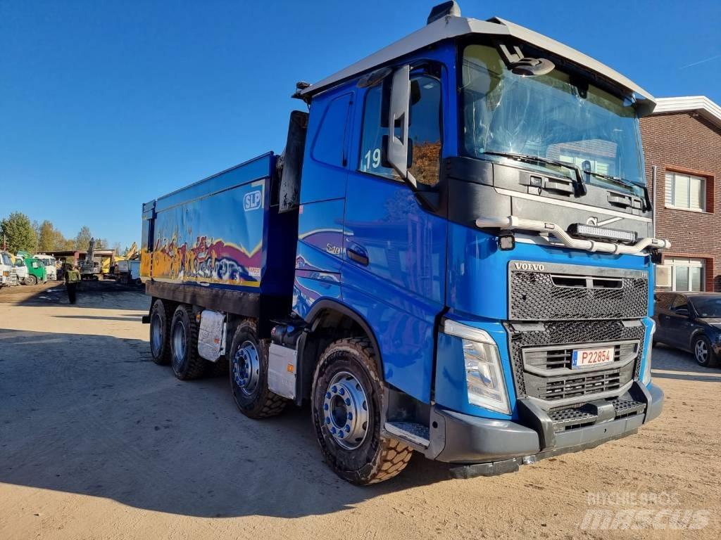 Volvo FH 540 Skip loader trucks