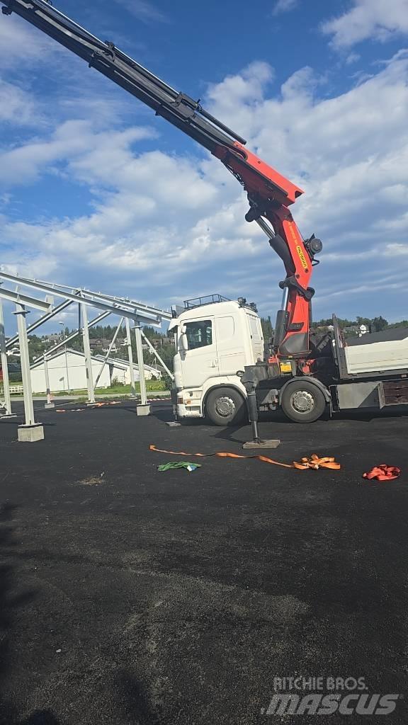 Scania 730 Crane trucks