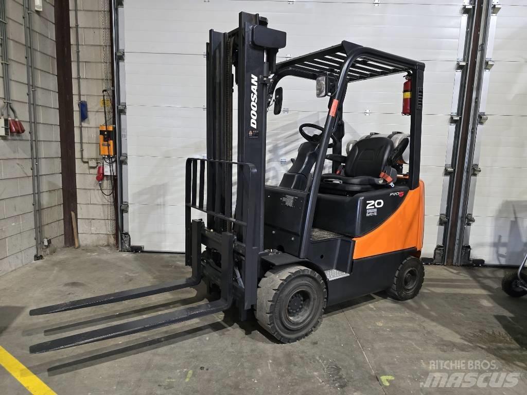 Doosan G20SC-5 LPG trucks