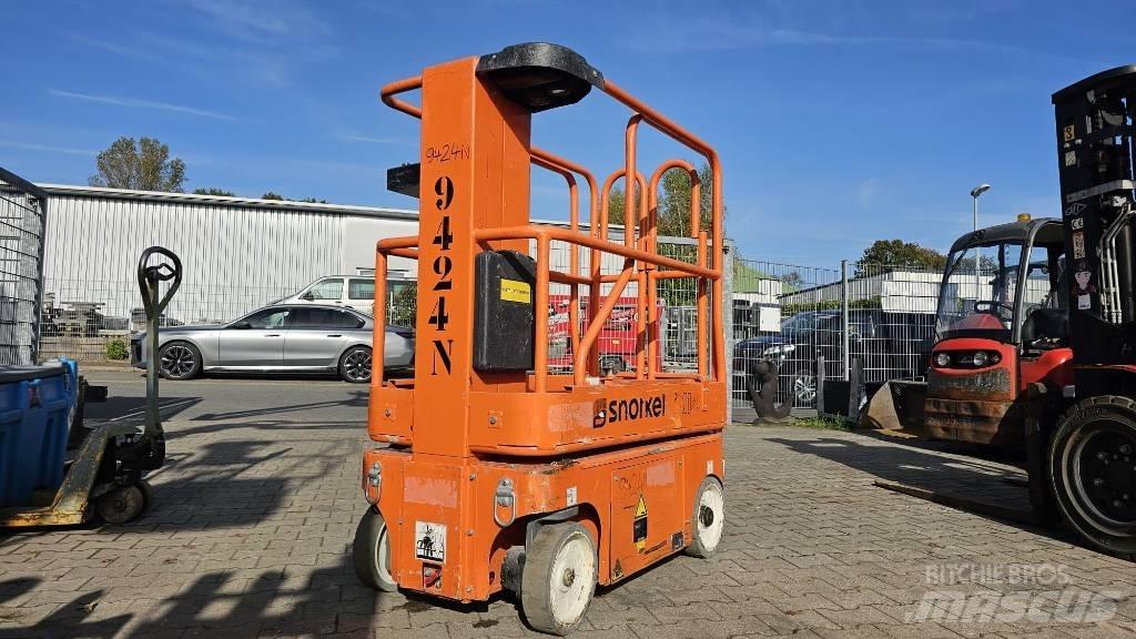 Snorkel TM 12 Vertical mast lifts