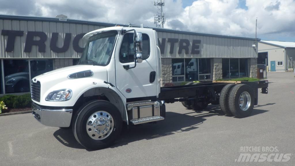 Freightliner M2106 Chassis Cab trucks
