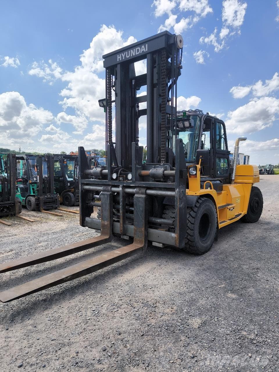 Hyundai 160D-9L Truck mounted forklifts