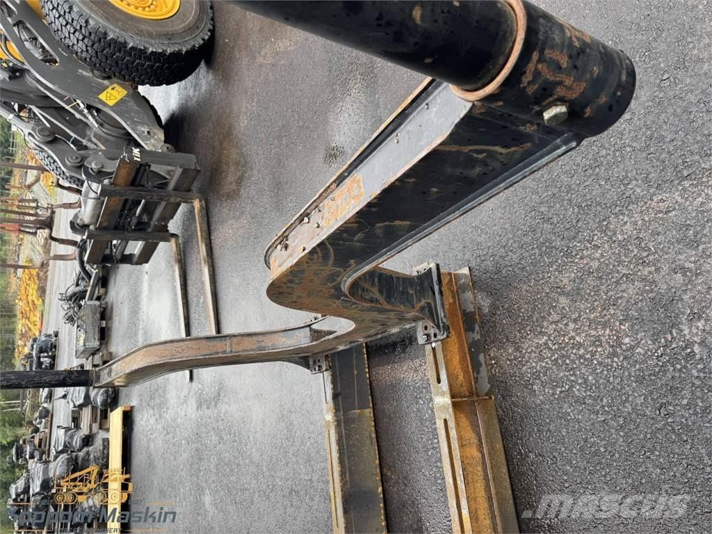 John Deere 1910E Other components