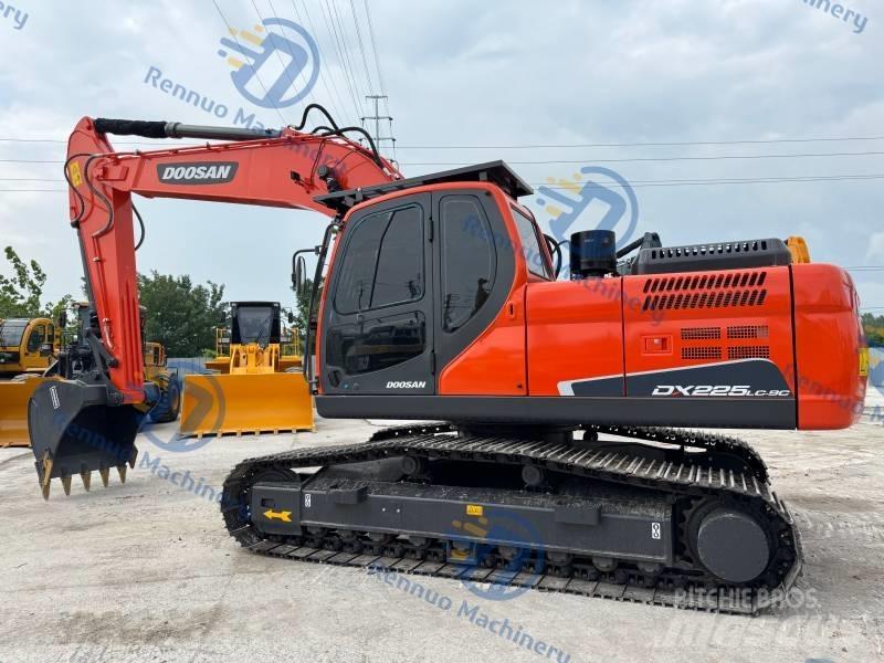 Doosan DX 225 LC-9C Crawler excavators