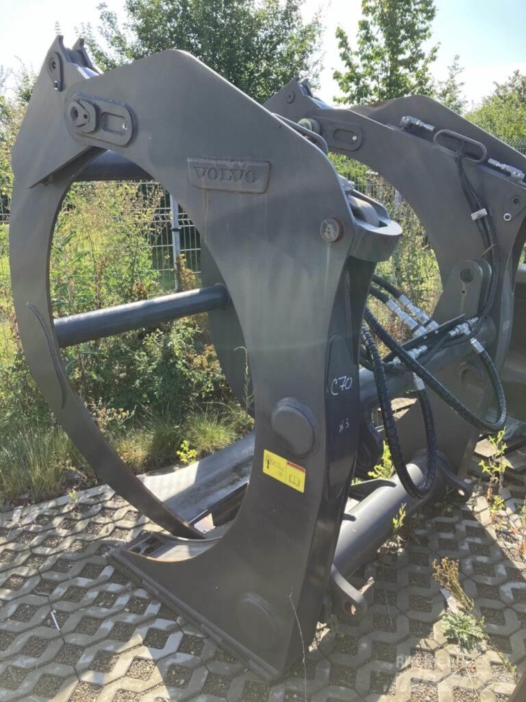 Volvo Holzgreifer Grapples