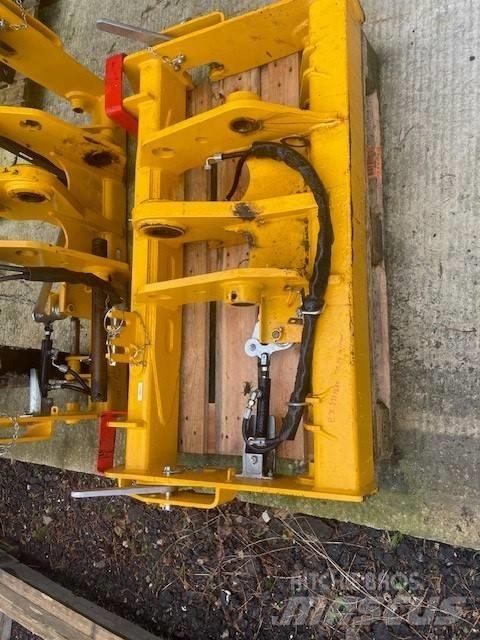 JCB QFIT HEADSTOCK Other loading and digging and accessories