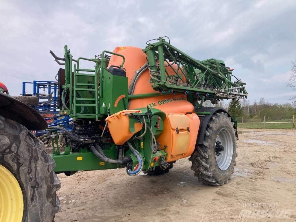 Amazone UX 5200 Trailed sprayers