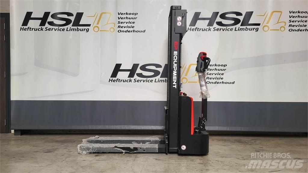  EST122 D2700 2023 Pedestrian stacker