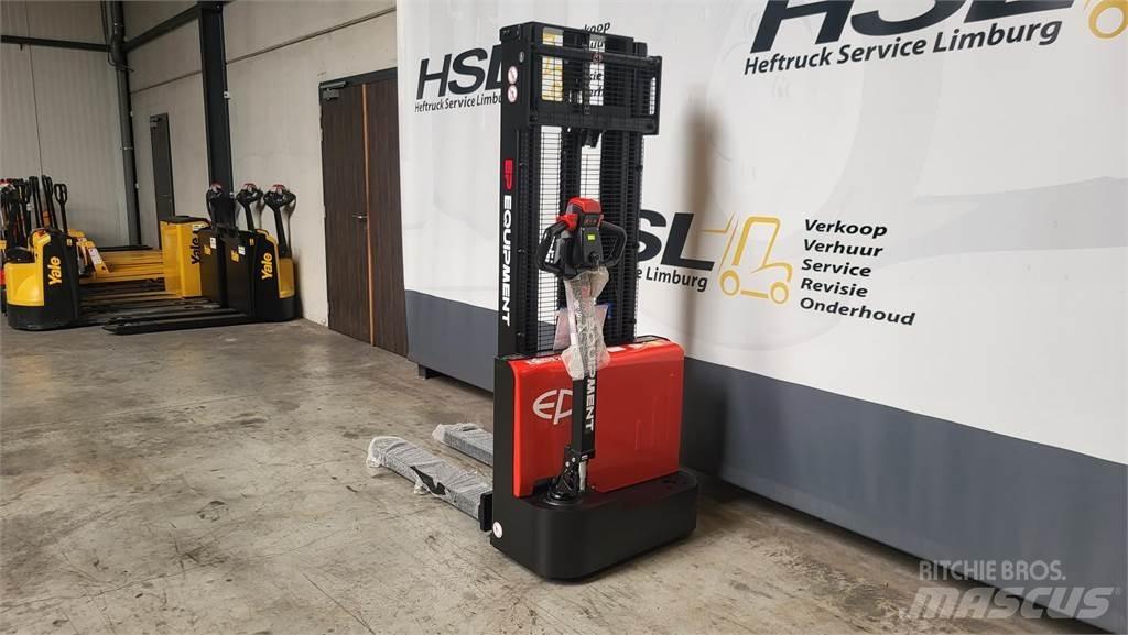  EST122 D2700 2023 Pedestrian stacker