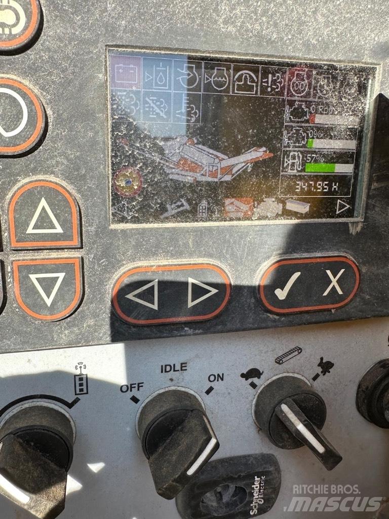 Rubble Master HS5000 Mobile screeners