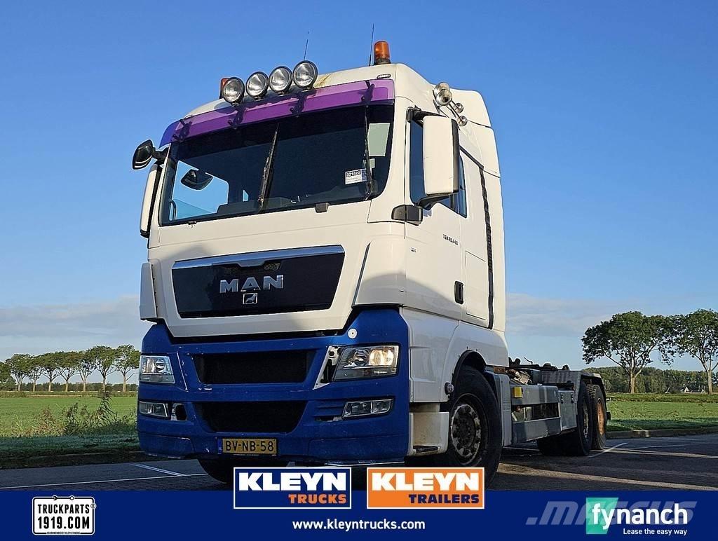 MAN 28.440 TGX Hook lift trucks
