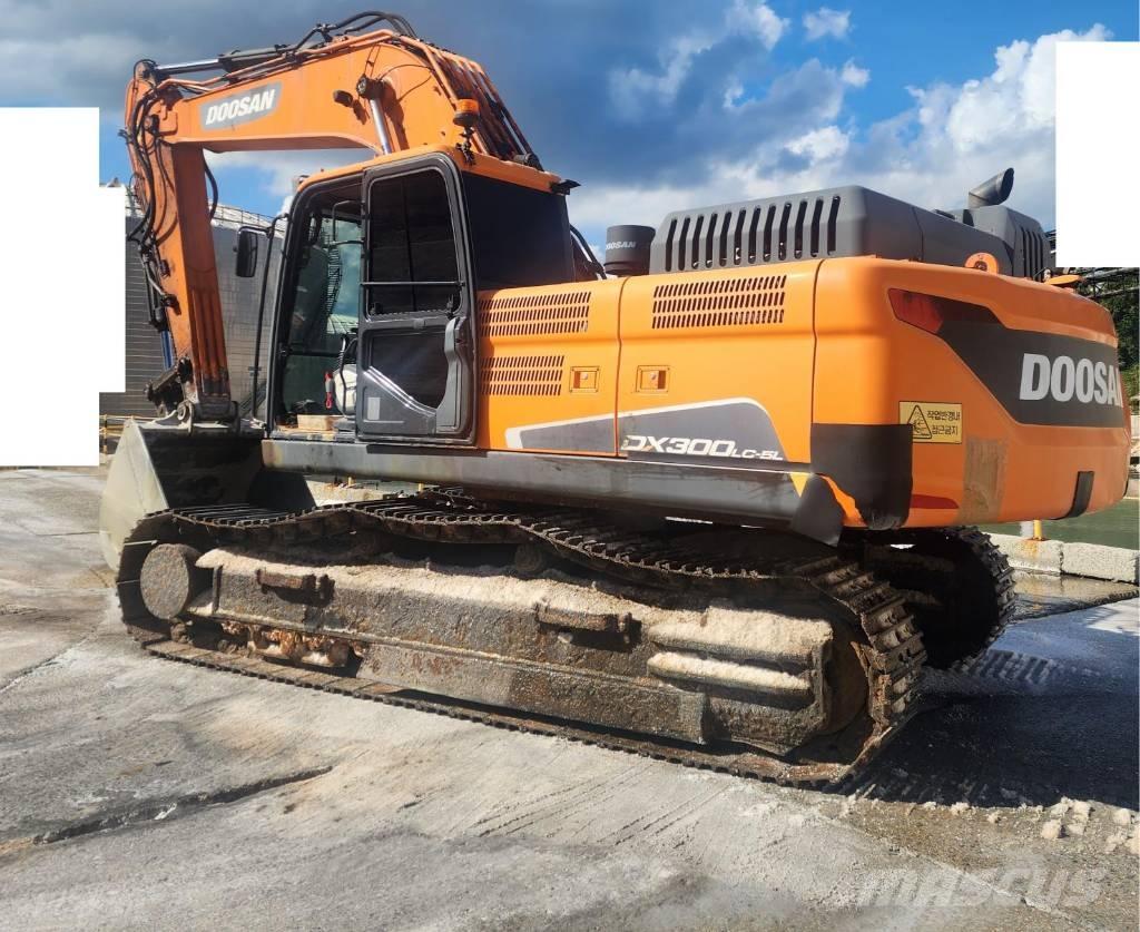 Doosan DX300LC-5L Crawler excavators