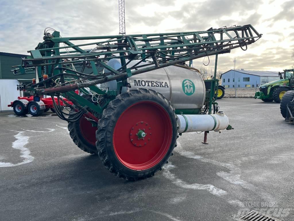 Moteska 3500 Trailed sprayers