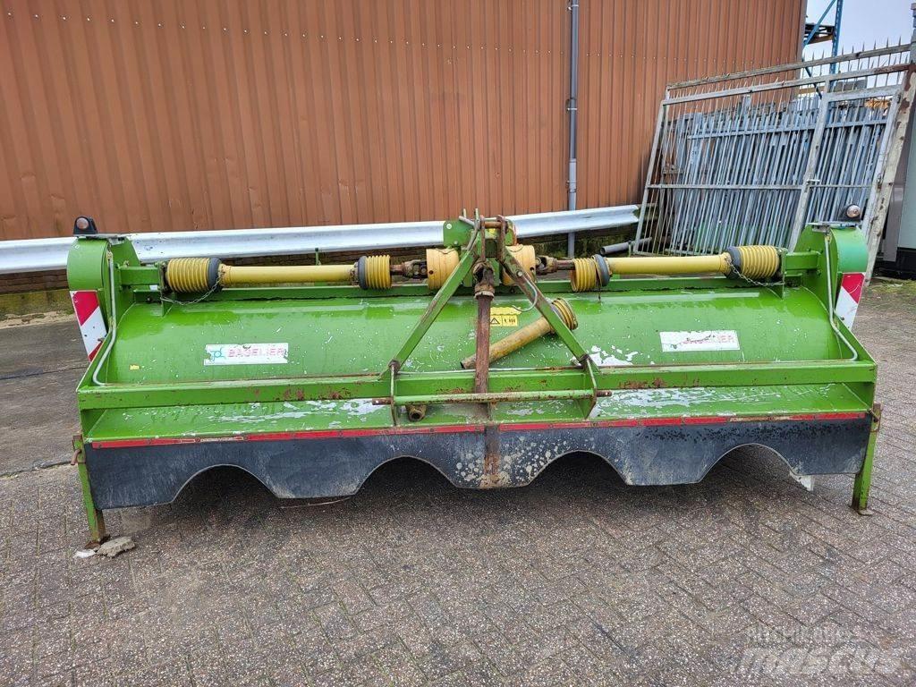 Baselier LKB 320 Cars