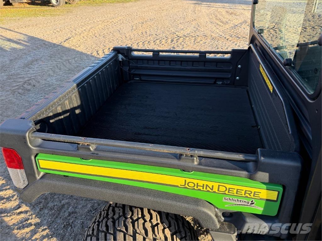 John Deere 835M Agriculture - Others