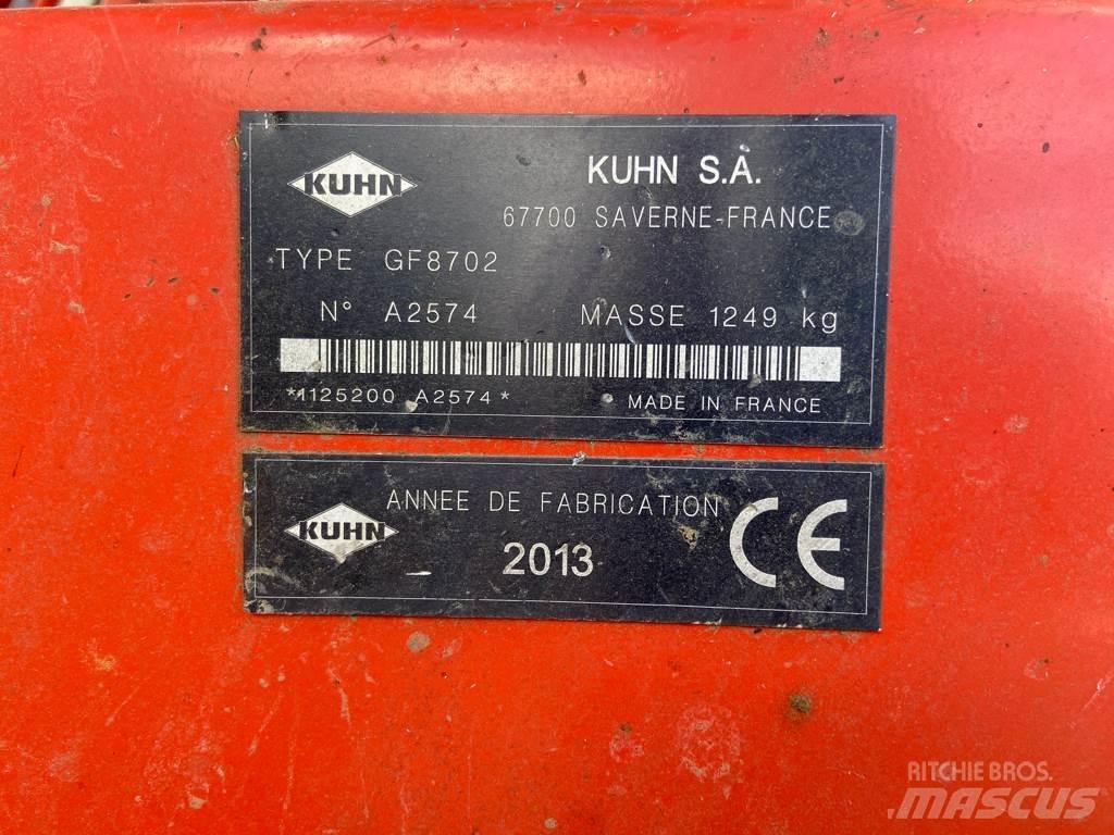 Kuhn GF8702 Rakes and tedders