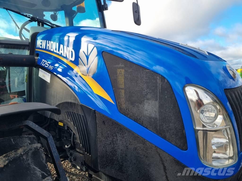 New Holland TD 5.95 Tractors