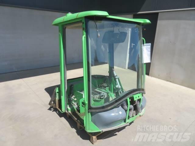 Volvo L30B / L35B Cabins and interior