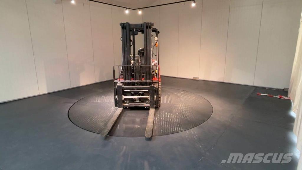 EP EFL 302 Forklift trucks - others