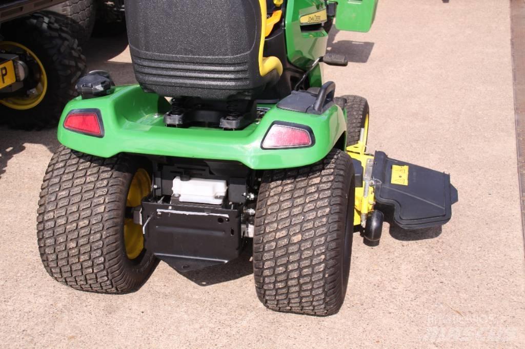 John Deere X 590 Riding mowers