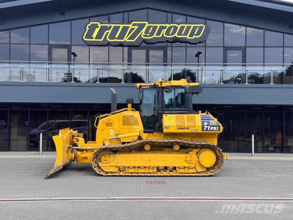 Komatsu D 71P Xi Crawler dozers