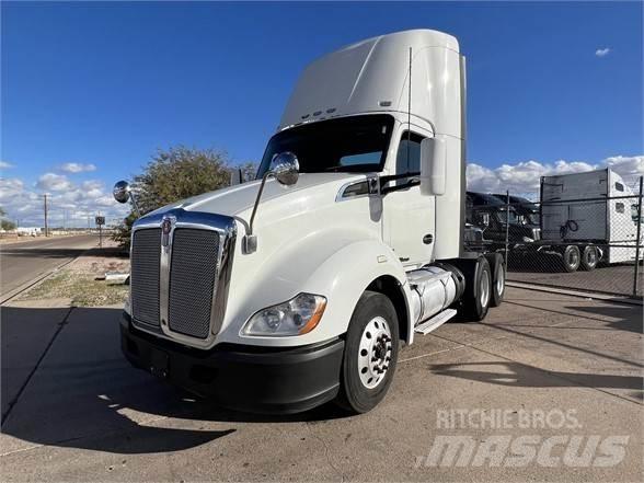 Kenworth T680 Tractor Units