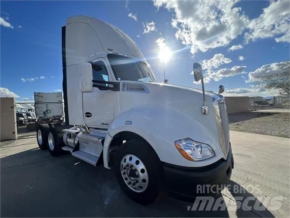 Kenworth T680 Tractor Units