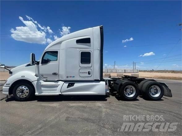 Kenworth T680 Tractor Units